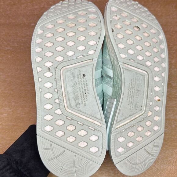 Adidas NMD R1 Dash Green - Picture 5 of 8